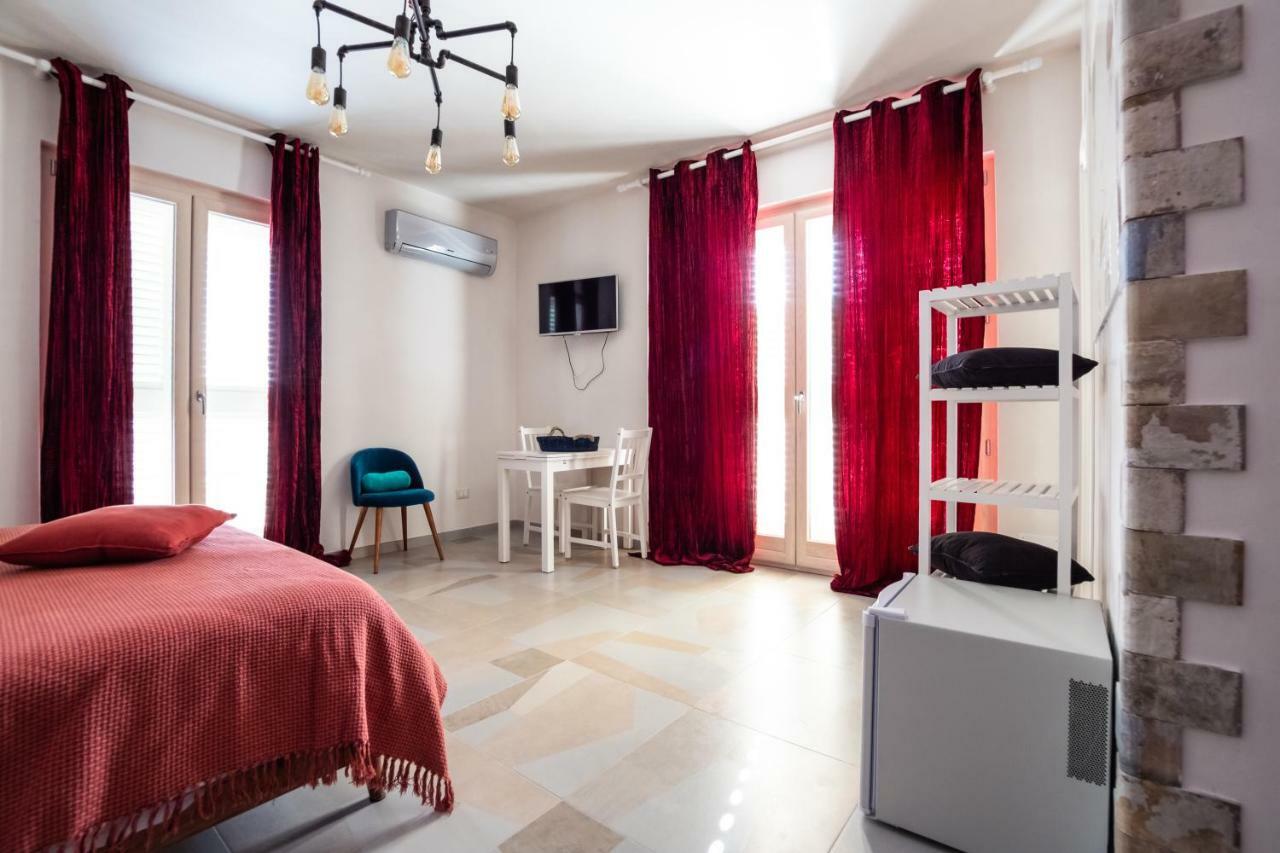 B&B A Pochi Passi Polignano a Mare Luaran gambar